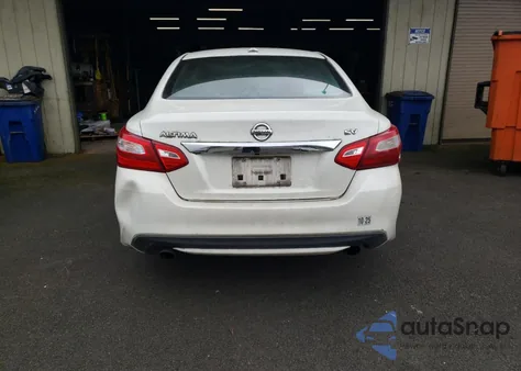 2017 Nissan Altima 2.5 from USA, damaged, VIN 1N4AL3AP2HC167498